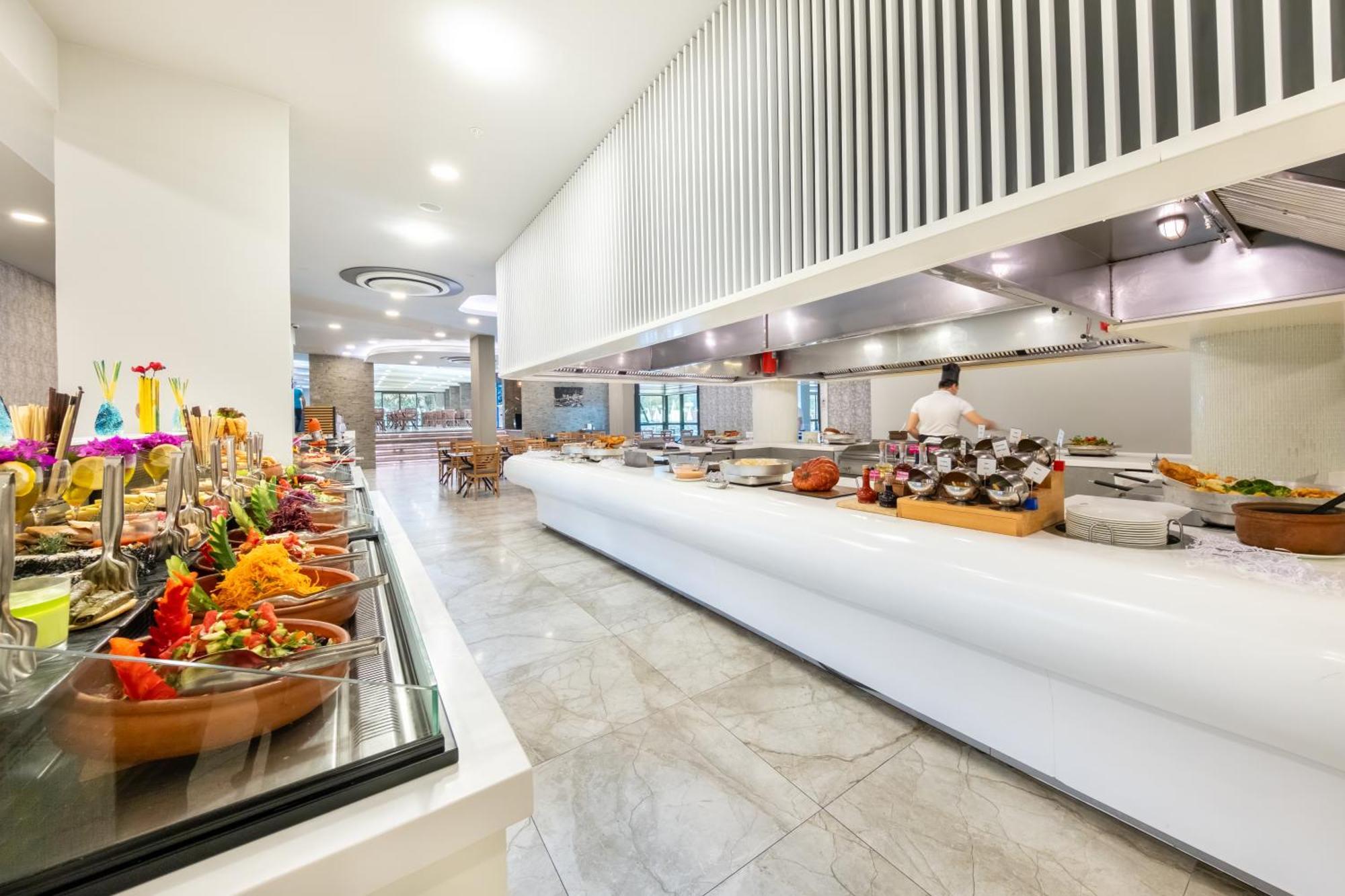 Riviera Zen Adult Only